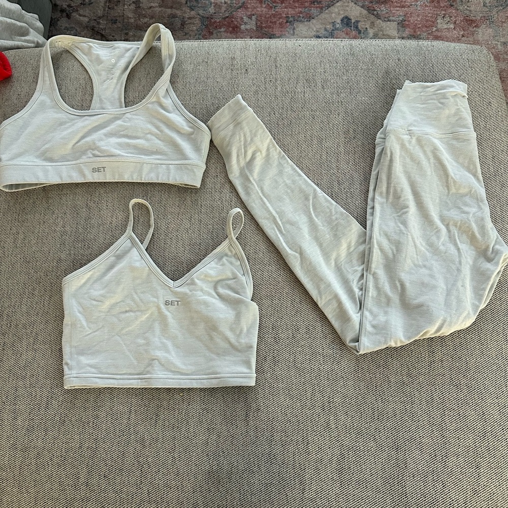 Set Active Light Gray Activewear Set - image 1
